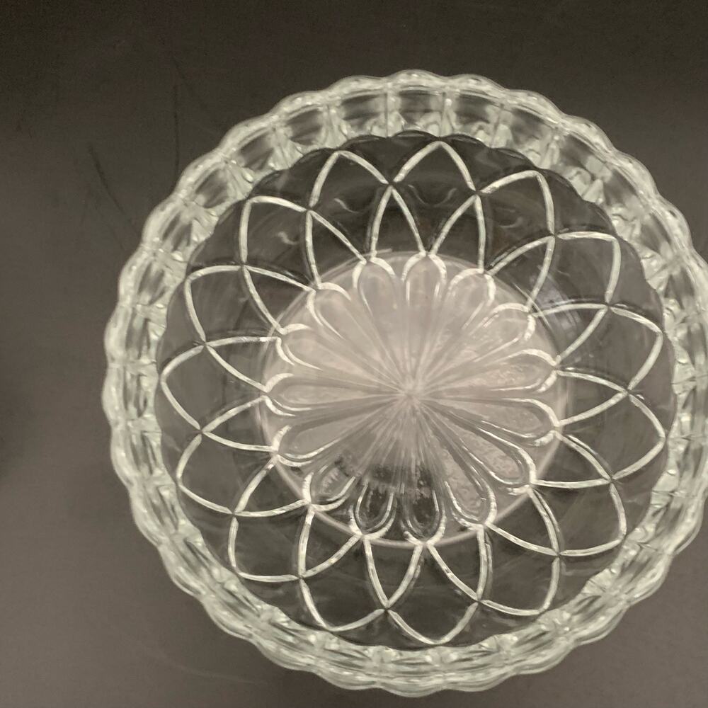 Vintage KIG Indonesia Glass Candy Dish Bowl With Lid Diamond Cut Round Pressed - Picture 6 of 10